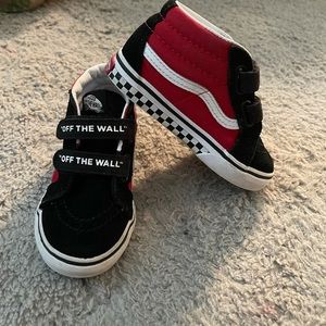Vans red and checkered high top shoes size 7 lightly worn